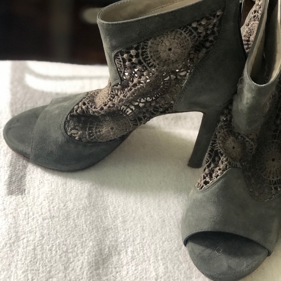 Latitude femme grey sued open toed heel - Picture 6 of 8